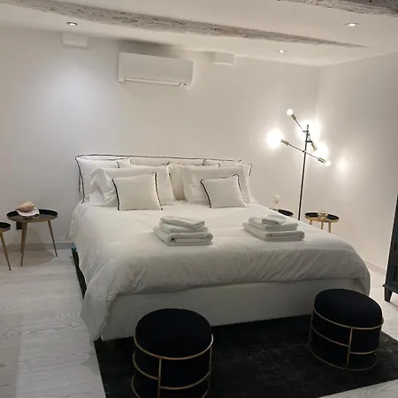 Maison Elenoire Apartament